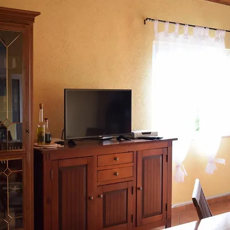 Matanovi Dvori-krka National Park 3* Лозовац